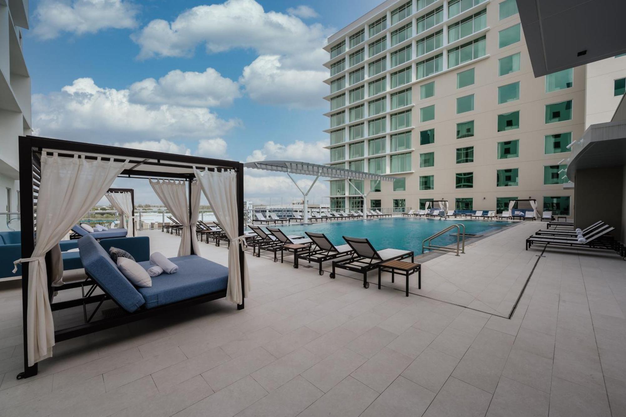 Ac Hotel By Marriott Fort Lauderdale Airport Dania Beach Exterior photo